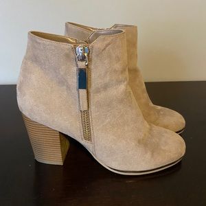 Ankle booties